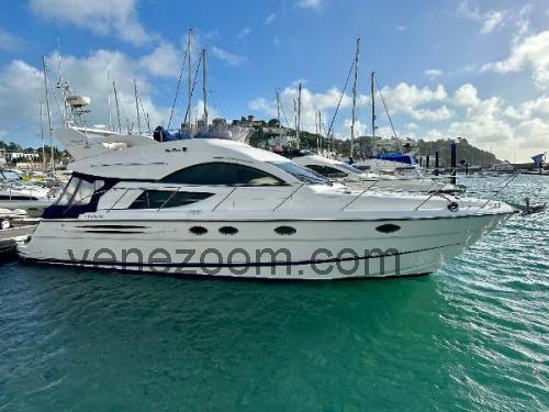 Fairline Phantom 43 Tekniset tiedot ja arvostelut 